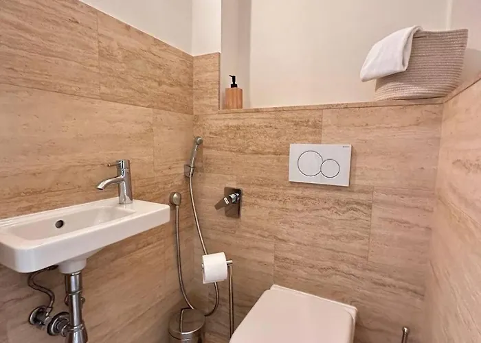 3bdr Bohemian Style Flat With Balcony 아파트 프라하